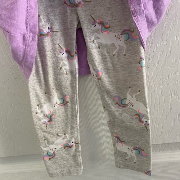 Oshkosh B’gosh little girls Ruffle Eyelet Top and matching unicorn leggings 2T - Picture 5 of 6